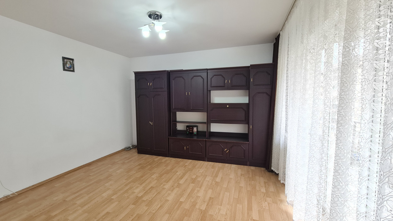 Apartament 1 camera ideal investitie zona Florilor