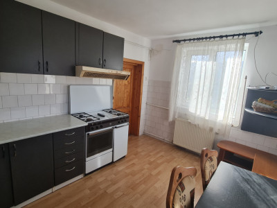 Casa de inchiriat | Zona strazii Oasului