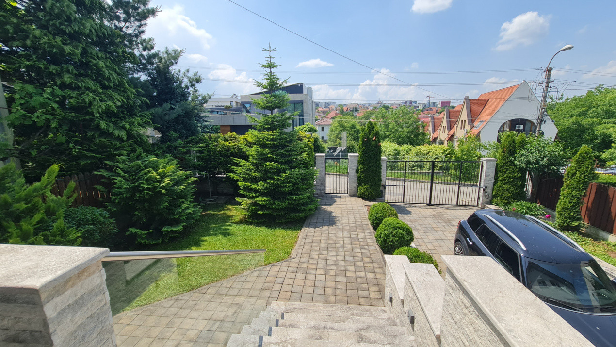 Vila Andrei Muresanu | Panorama Comision 0%