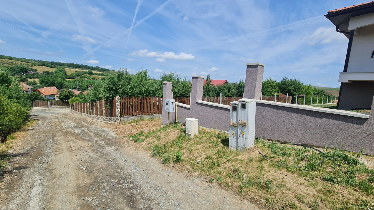 Teren Intravilan 1846 mp Casa | Duplex